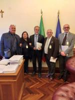 senColtorti-al-centro-con-archiacono