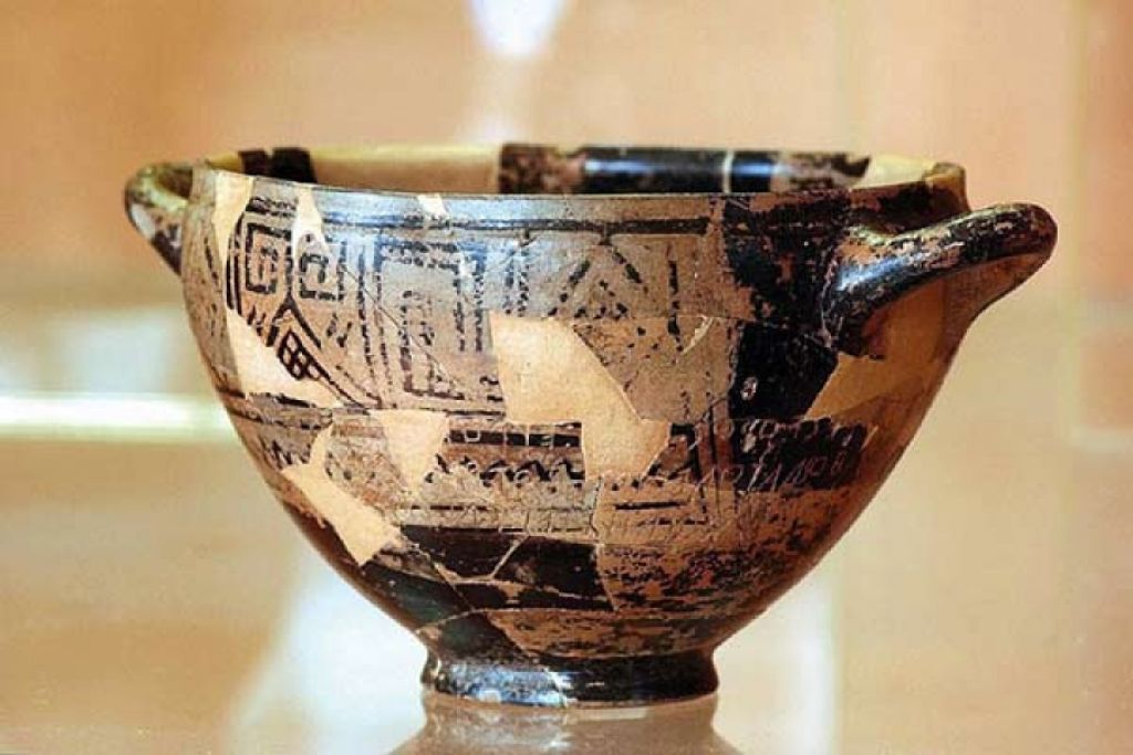 museo-pithecusae-lacco-ameno-coppa-di-nestore museo-pithecusae-lacco-ameno-coppa-di-nestore
